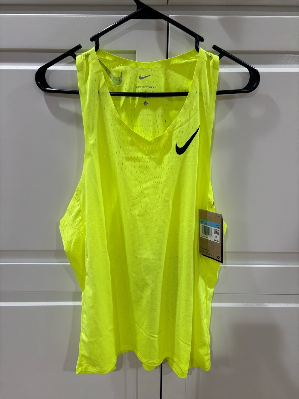 Nike AeroSwift Dri-FIT ADV Singlet Tank FN4231-702 Volt Green Men’s M NWT $90
